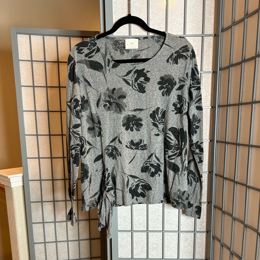 Anthropologie T.La Gray and Black Floral Long Sleeve Top